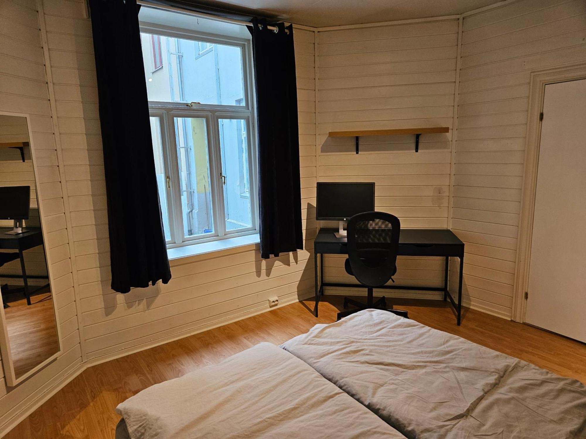 Roomy Near Bakklandet With Free Parking